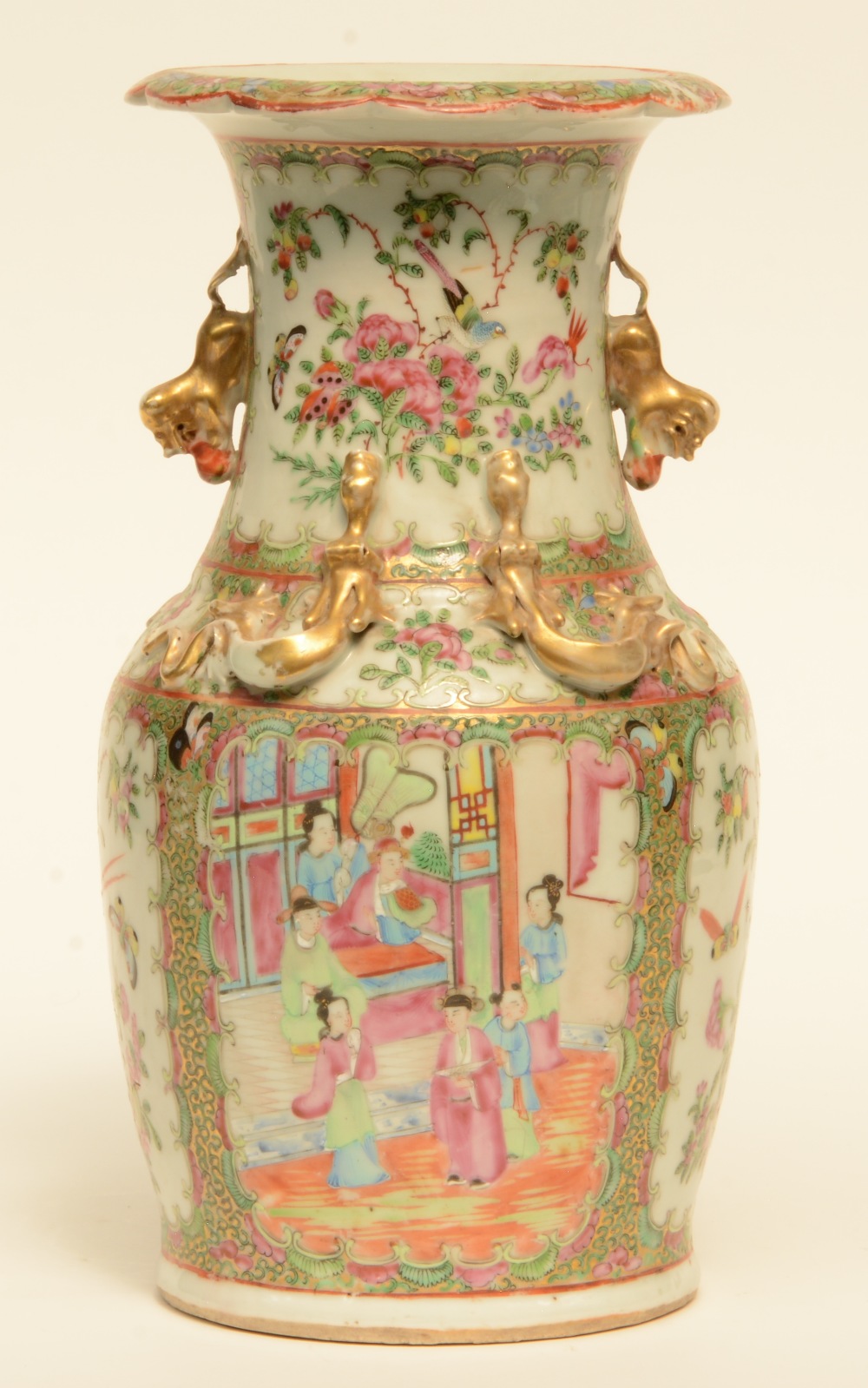 A Chinese Canton vase and plate, famille rose decorated with court scenes and birds on flower - Image 7 of 11