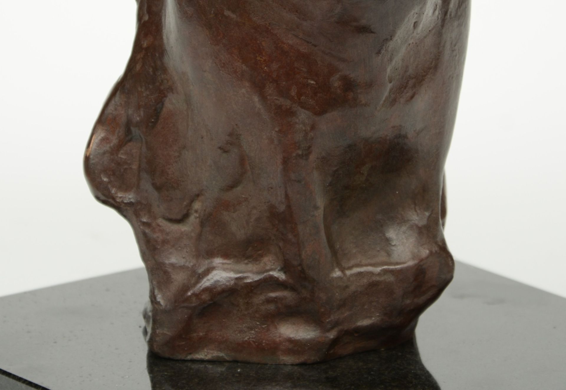 Wouters R., portrait of Nel (Mrs. Wouters), bronze, mounted on granite base, H 40,5 (with base) - - Image 7 of 10