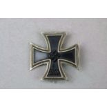 Eisernes Kreuz 1939 1. Klasse, Eisenkern geschwärzt, rückseitig an Nadel, guter Zustand. 20.00 %