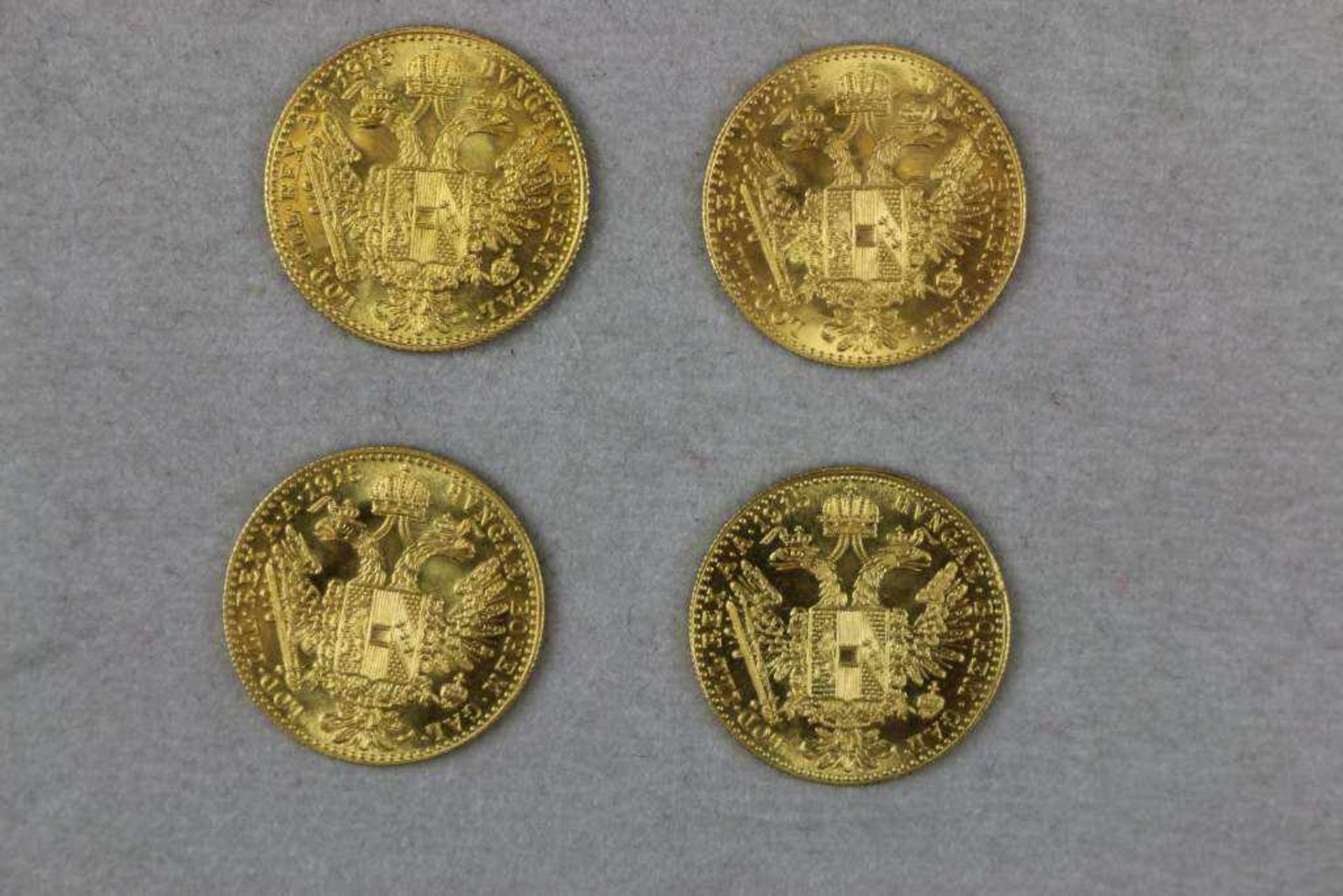 4 Goldmünzen Österreich/Ungarn 1 Dukat Kaiser Franz Joseph 1915, Bruttogewicht je: 3,49 g, - Bild 2 aus 2