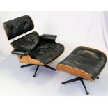 Eames Lounge Chair und Ottoman, schwarzes Leder, Schichtholzschale mit Palisanderfurnier.
