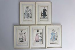 5 kolorierte Mode Kupferstiche aus "Petit Courrier des Dames", um 1850. Bildmaße: ca. 18,5 cm x 10,5
