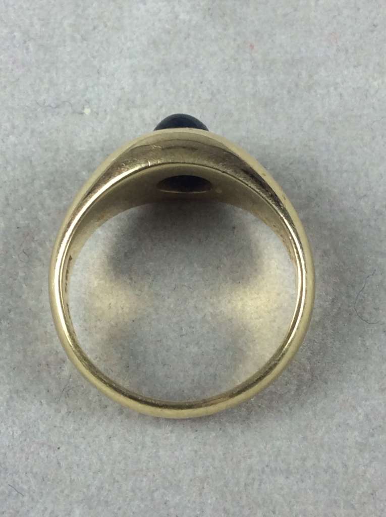 Gelbgold-Cabochon-Ring, 585 gestempelt, mit einem zentrischen Saphir-Cabochon und Innengravur von - Image 3 of 3