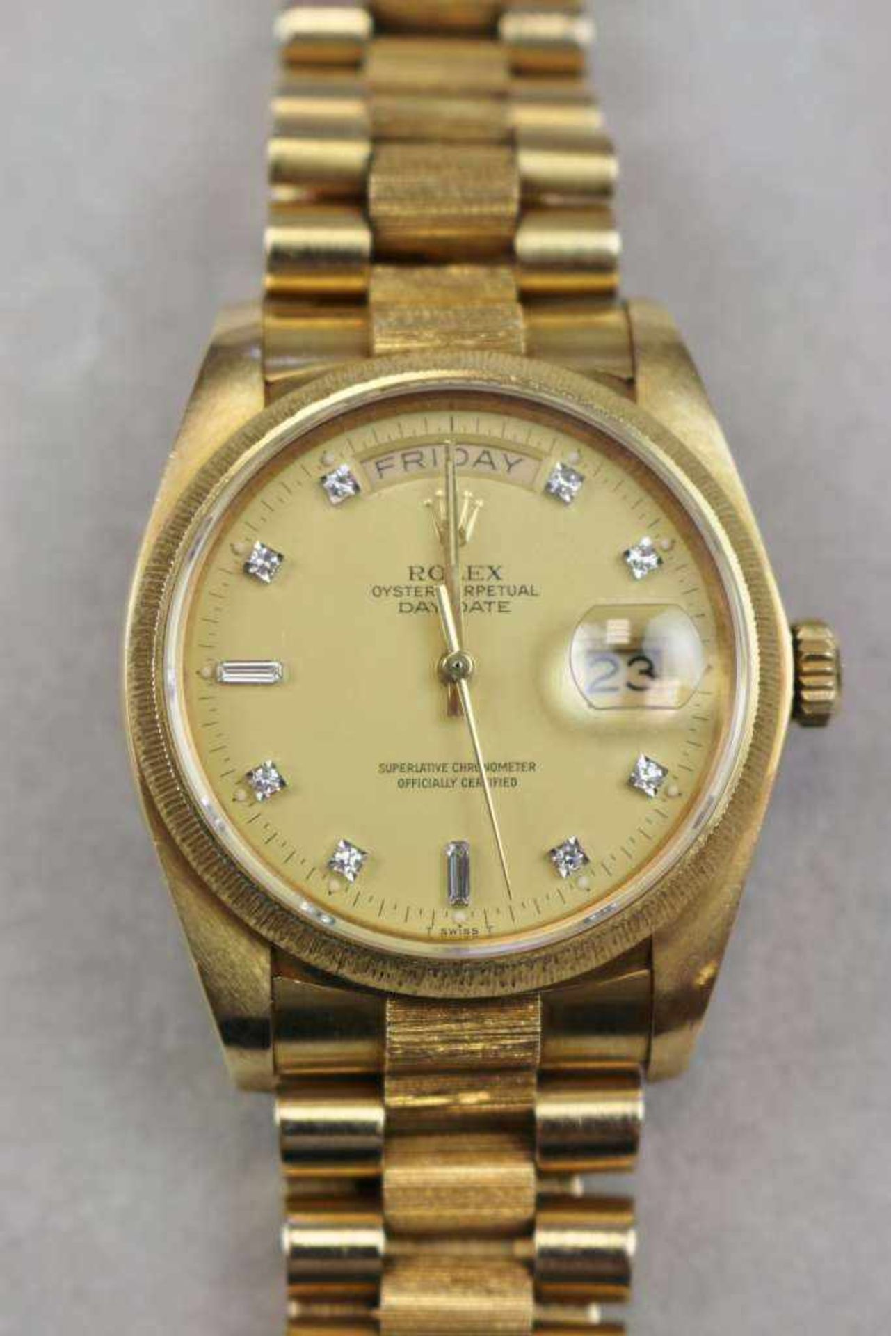 Rolex Herrenarmbanduhr "Oyster Perpetual Day-Date" mit champagnerfarbenem Diamant-Zifferblatt, - Bild 6 aus 8
