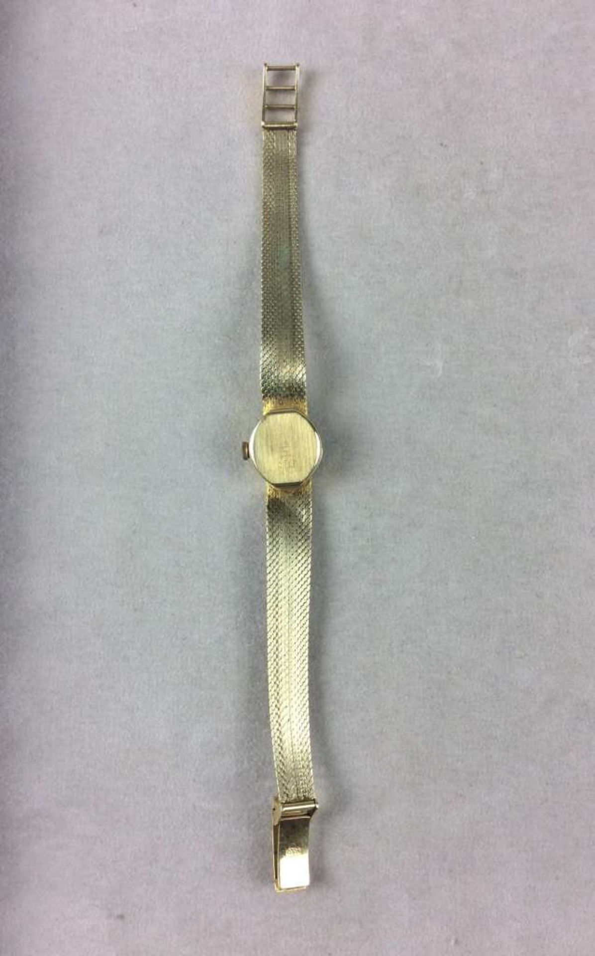 Afra-Damenarmbanduhr aus 585er-Gelbgold, rundes Ziffernblatt, mechanisches Uhrwerk/Handaufzug. - Bild 3 aus 3