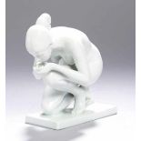 Weißporzellan-Figur, "Trinkende", Rosenthal, Kunstabteilung Selb, wohl 1938, Entw.: Ernst Wenck