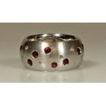 Bandring, Atelierarbeit, WG 585, rundum facettierte Rubine, Diamanten, 25 g, RM 19.5 20.00 % buyer's