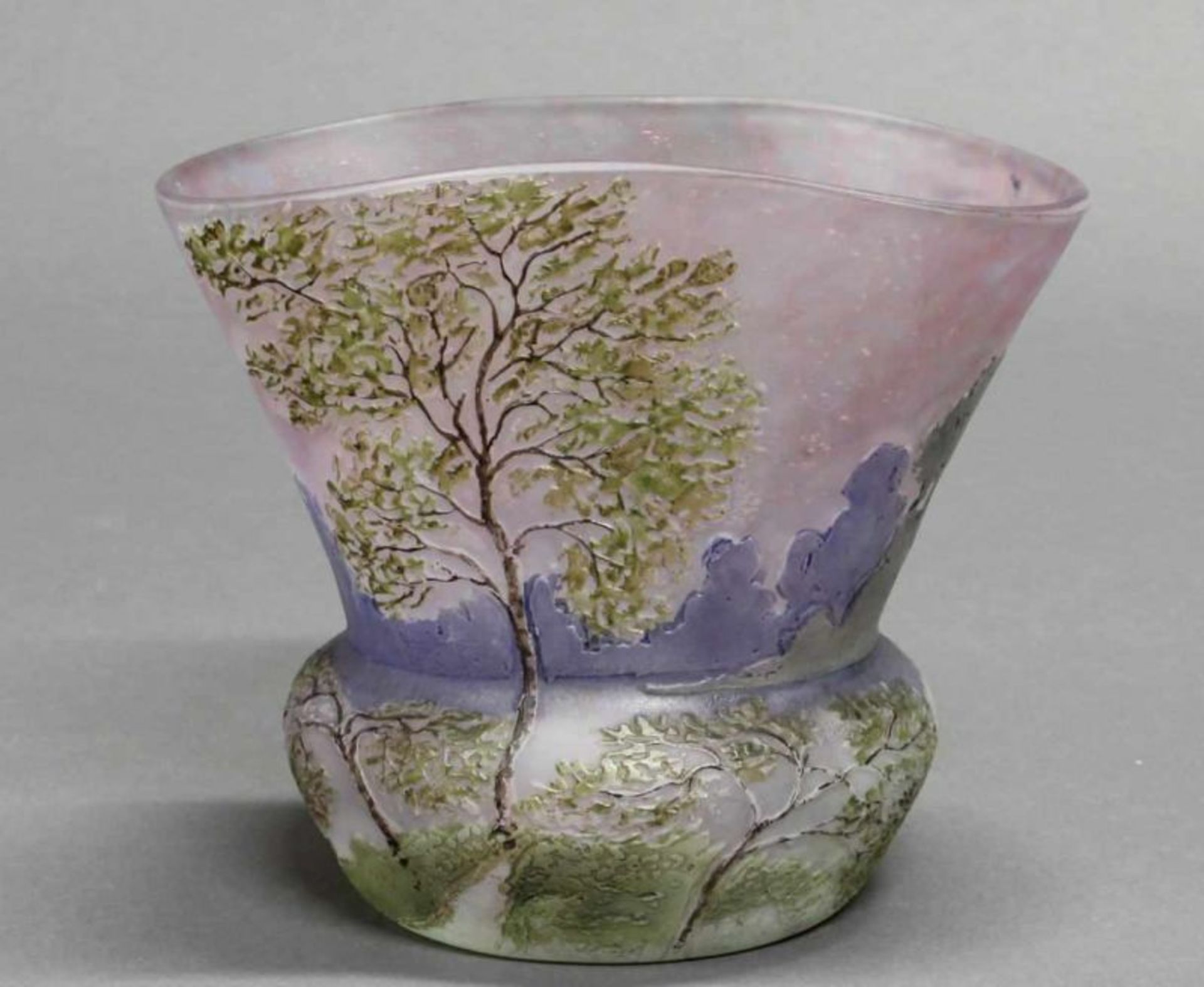 Vase, "Paysage", Legras & Cie, um 1910, Glas, mit geätzter, emailbemalter Landschaft, gekniffene