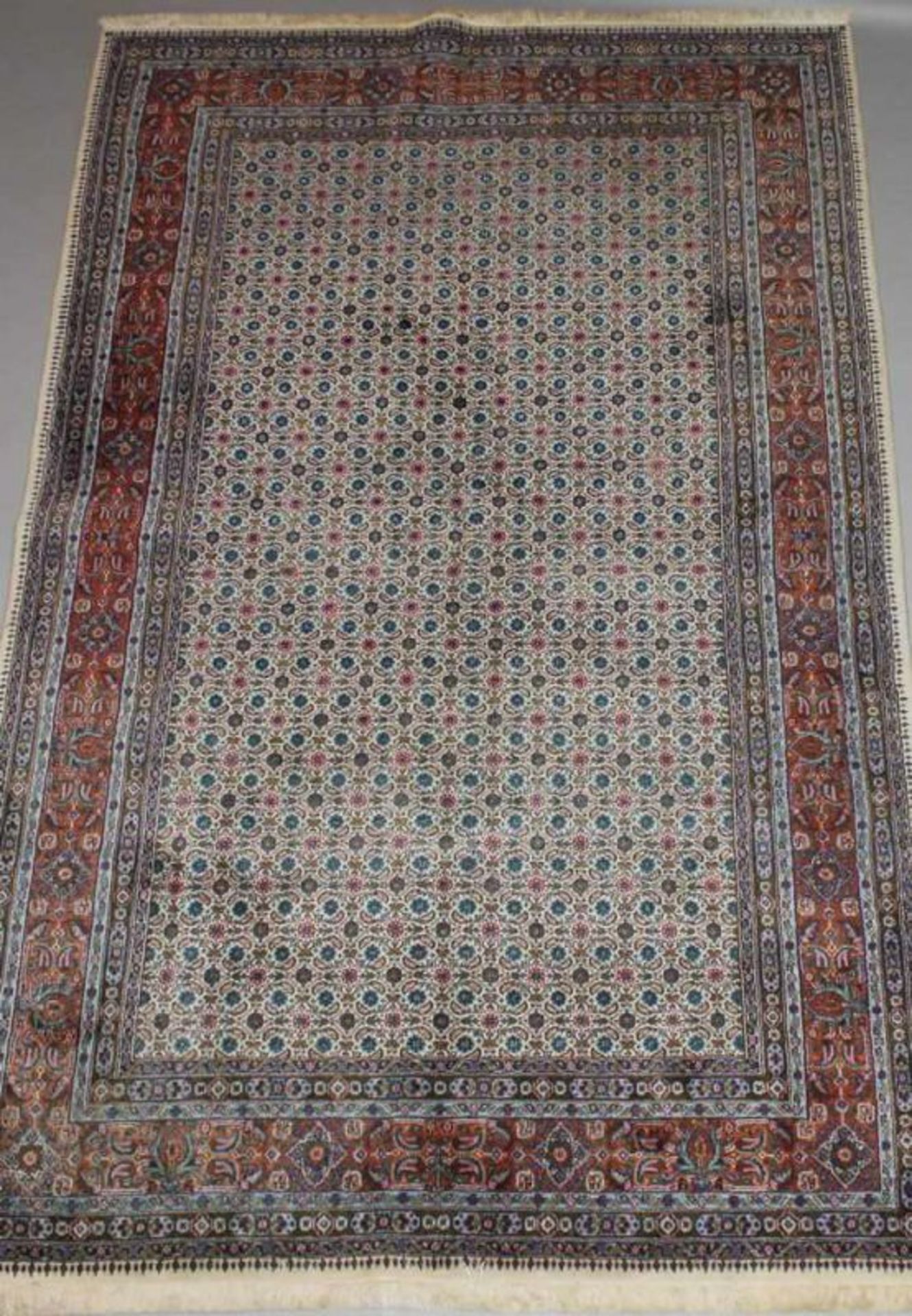 Moud, Persien, mit Seide, ca. 2.56 x 1.82 m 20.00 % buyer's premium on the hammer price 19.00 %