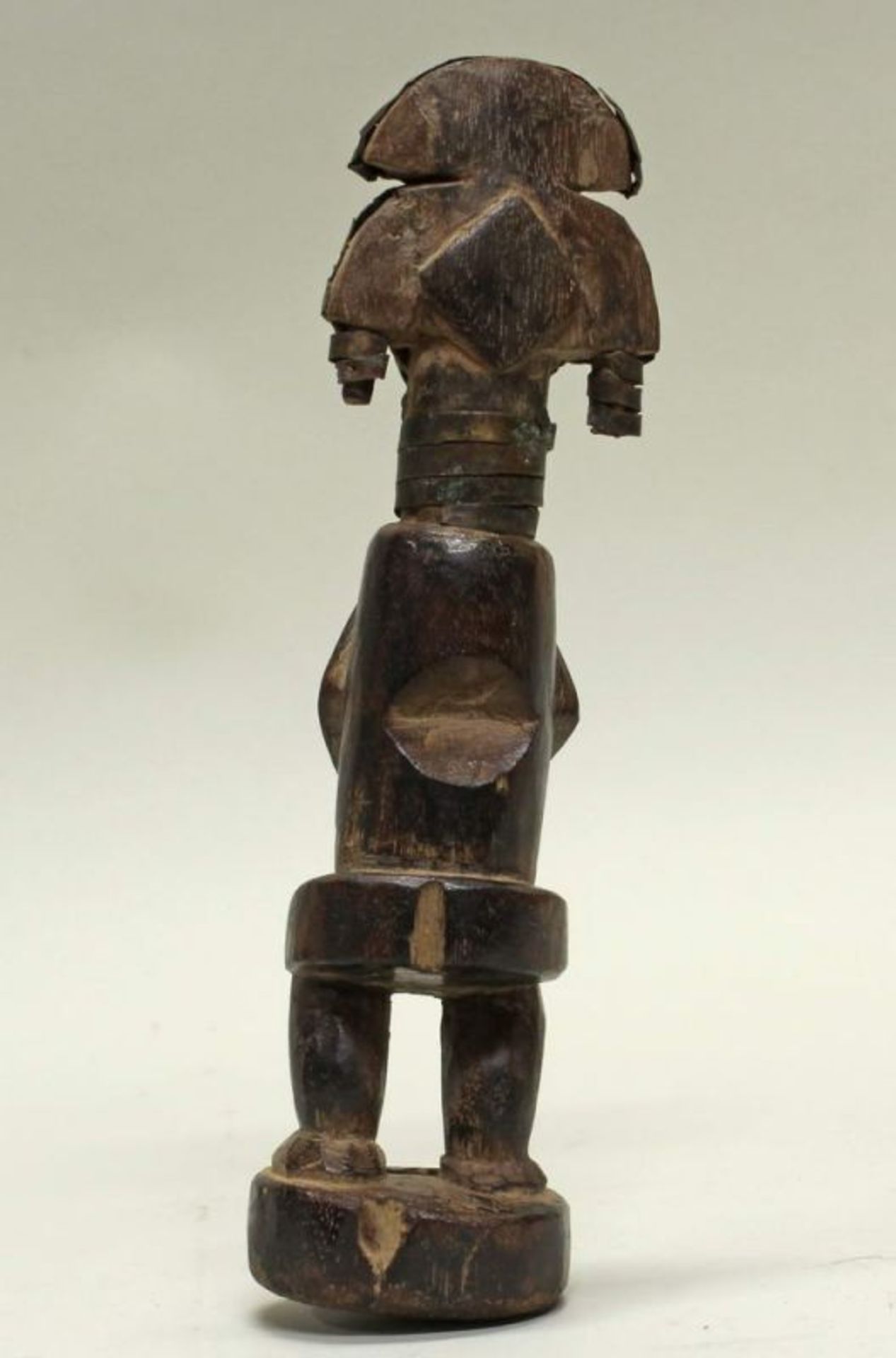 Wächterfigur, Kota, Gabun, Afrika, Holz gesockelt, Kopf mit Metallzier, 22.5 cm hoch, ( - Image 2 of 2