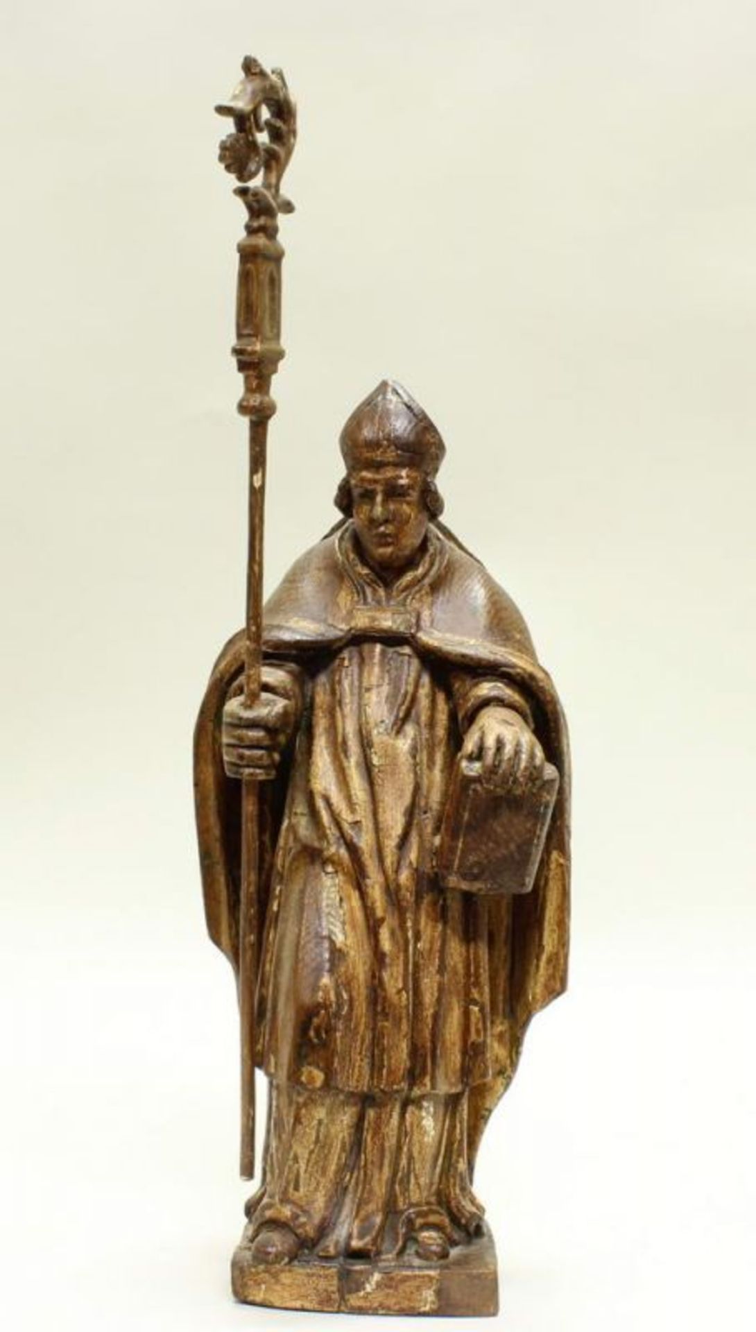 2 kleine Skulpturen, Holz geschnitzt, "Heilige Bischöfe", 34 cm bzw. 36 cm hoch, 18./19 Jh., - Image 5 of 7