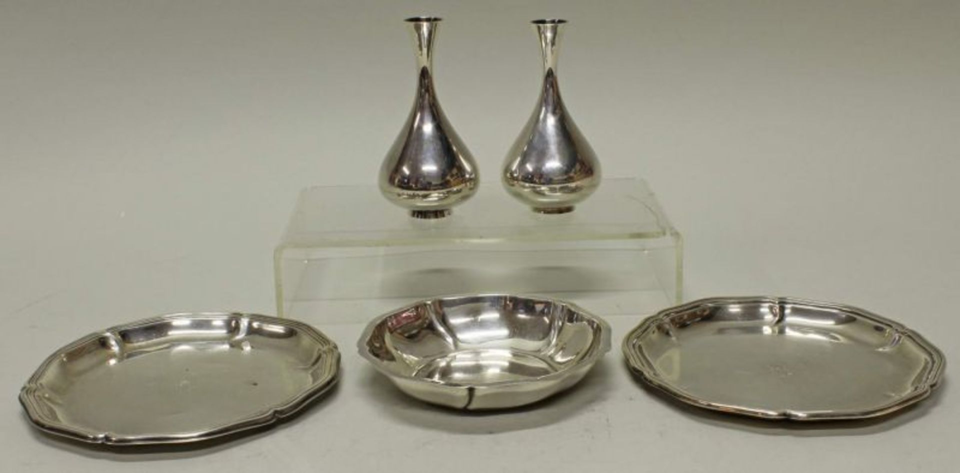 Paar Tischvasen, Silber 925, Koch & Bergfeld, konisch, 11.5 cm hoch, zus. ca. 177 g, 1x gedellt;