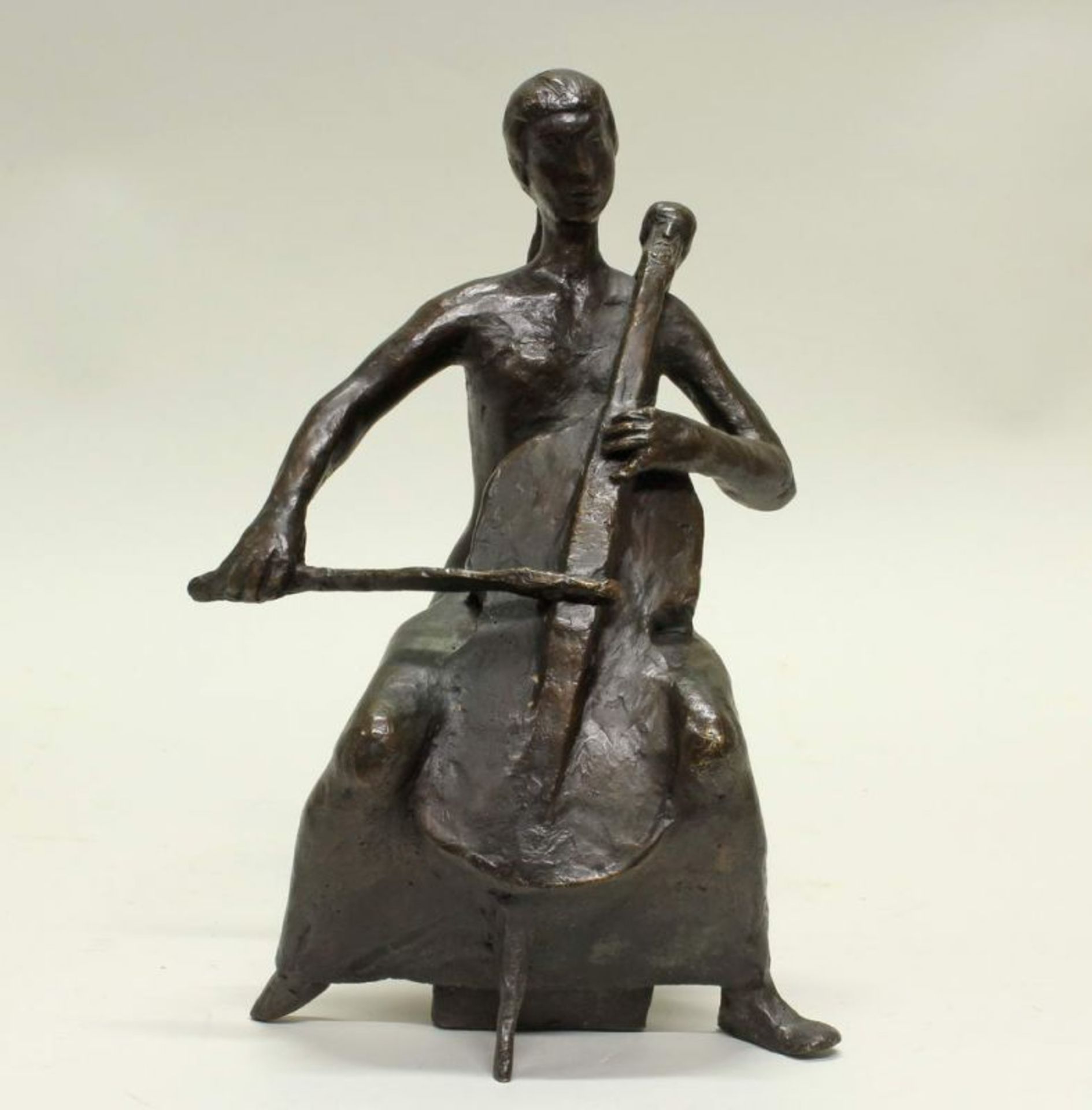 3 Bronzen, braun patiniert, "Musizierende", jeweils monogrammiert und datiert AS (ligiert) 80, - Image 5 of 10