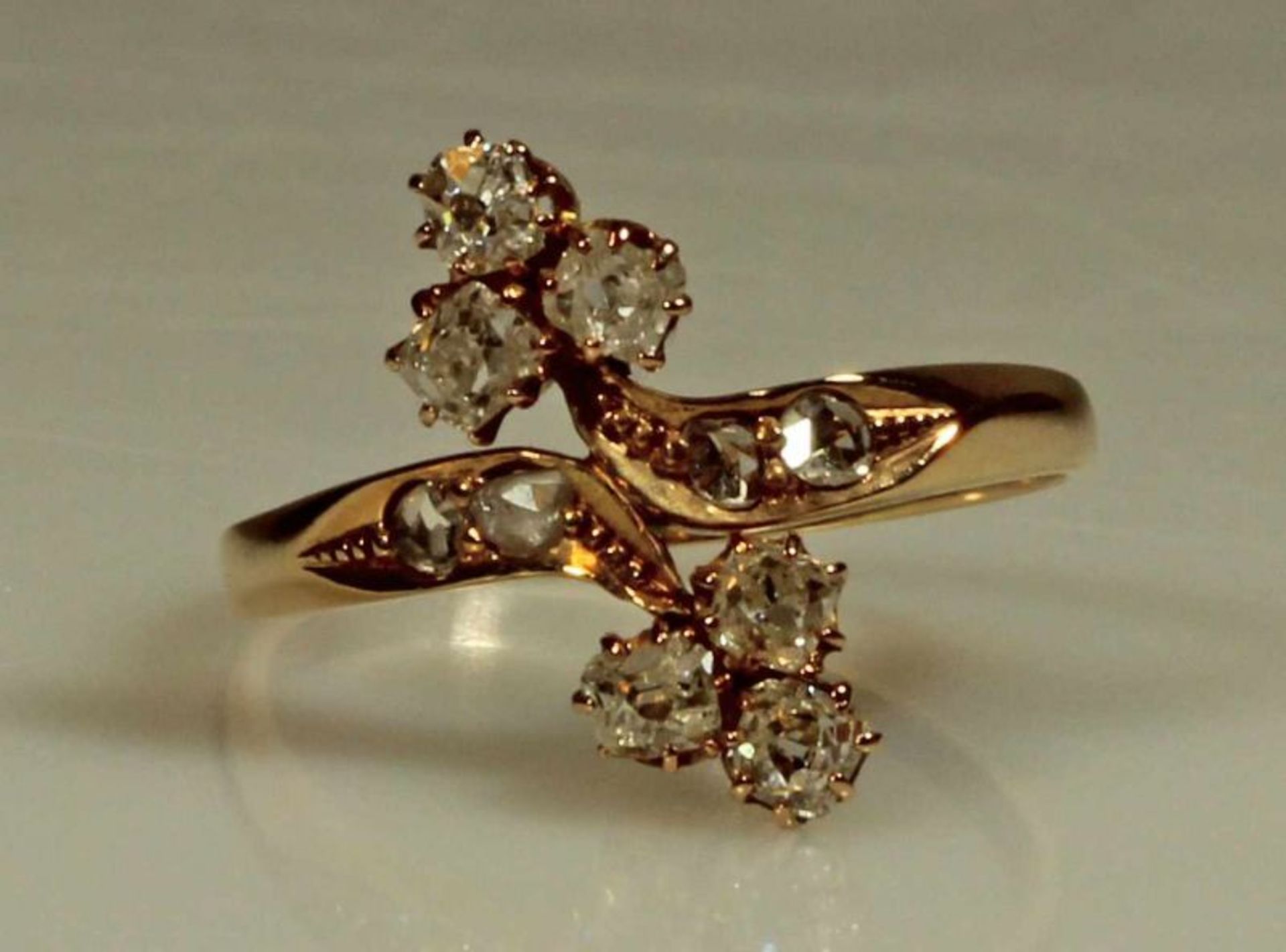 Ring, um 1900, GG 585, 10 Diamanten, 3 g, RM 18 20.00 % buyer's premium on the hammer price 19.