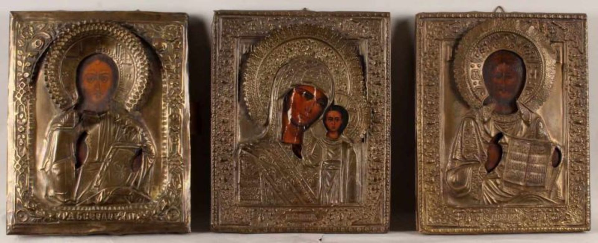 3 kleine Ikonen, Tempera auf Holz, Messingoklad, 2x "Christus Pantokrator", 1x "Gottesmutter",