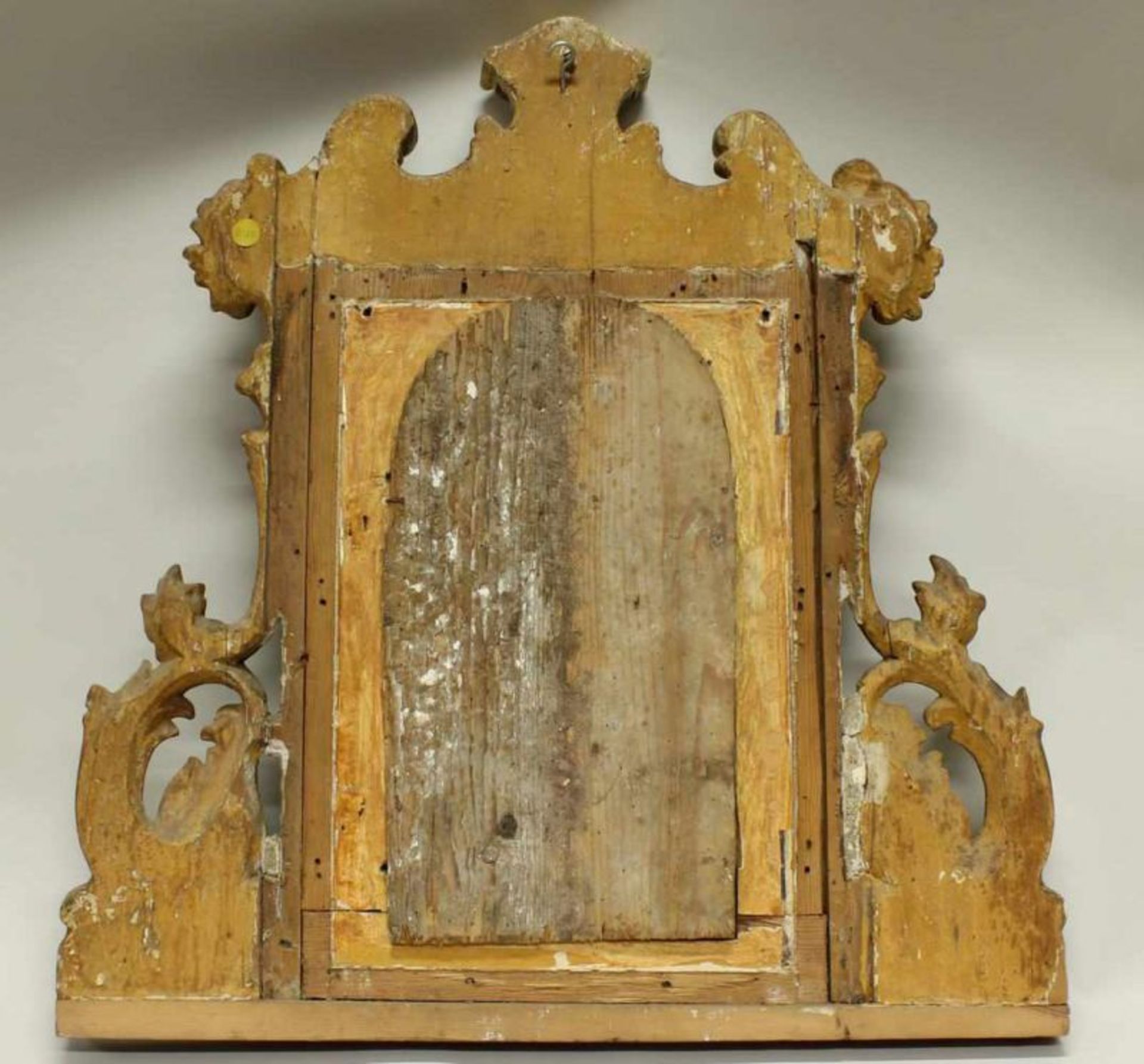 Altaraufsatz mit Skulptur "Muttergottes", Holz geschnitzt, gefasst, 19./20. Jh., Höhe der Skulptur - Image 3 of 3