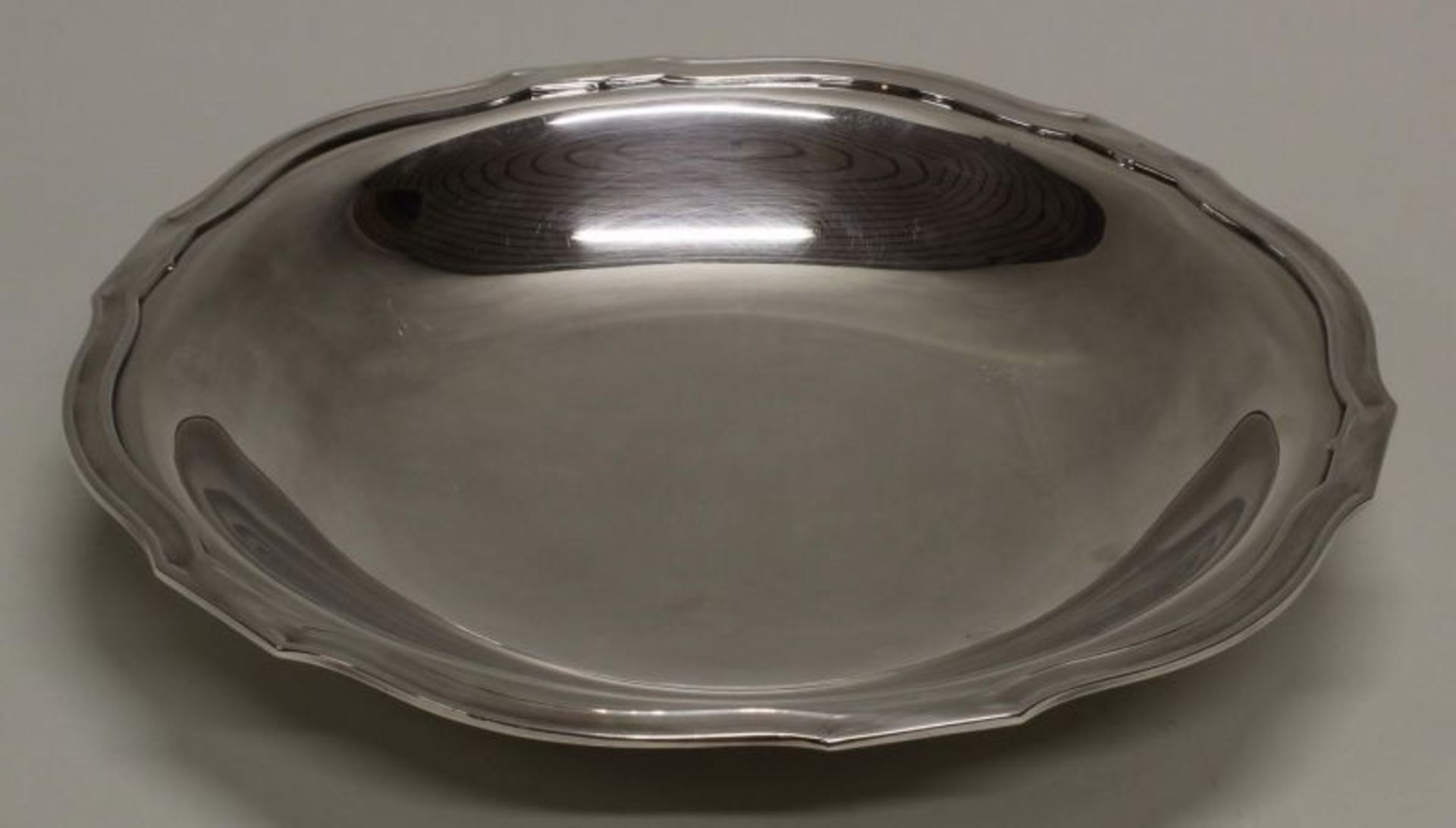 Obstschale, Silber 835, C. Heisler, glatt, passig-geschweifter Profilrand, auf Standring, 5 cm hoch,