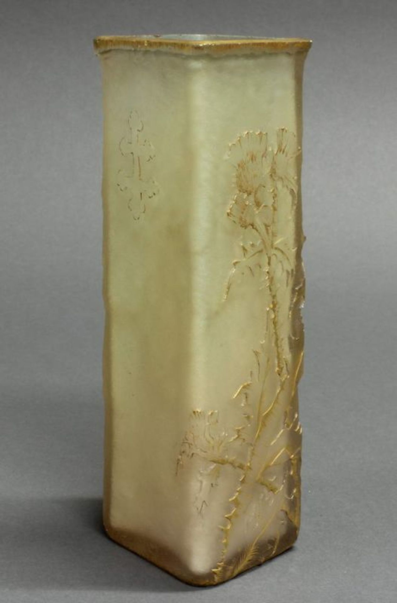 Vase, Daum, um 1900, Glas, goldgehöhte Disteln und Lothringer Kreuz im Relief, crèmefarbener Fond, - Image 4 of 6