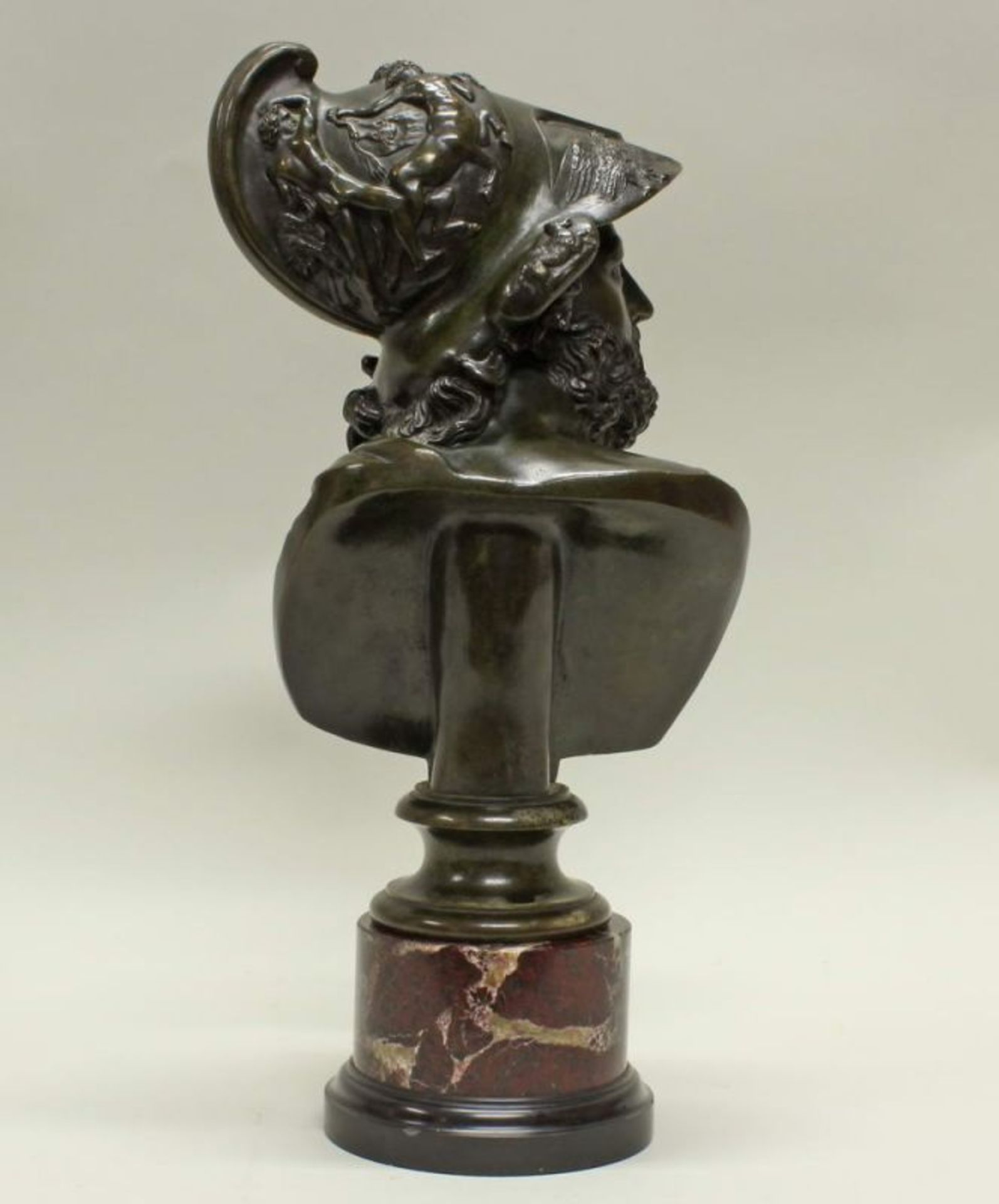 Bronzebüste, grünlich patiniert, "Ajax", auf Marmorsockel, 34 cm bzw. 43 cm hoch, Sockel leicht - Image 3 of 4
