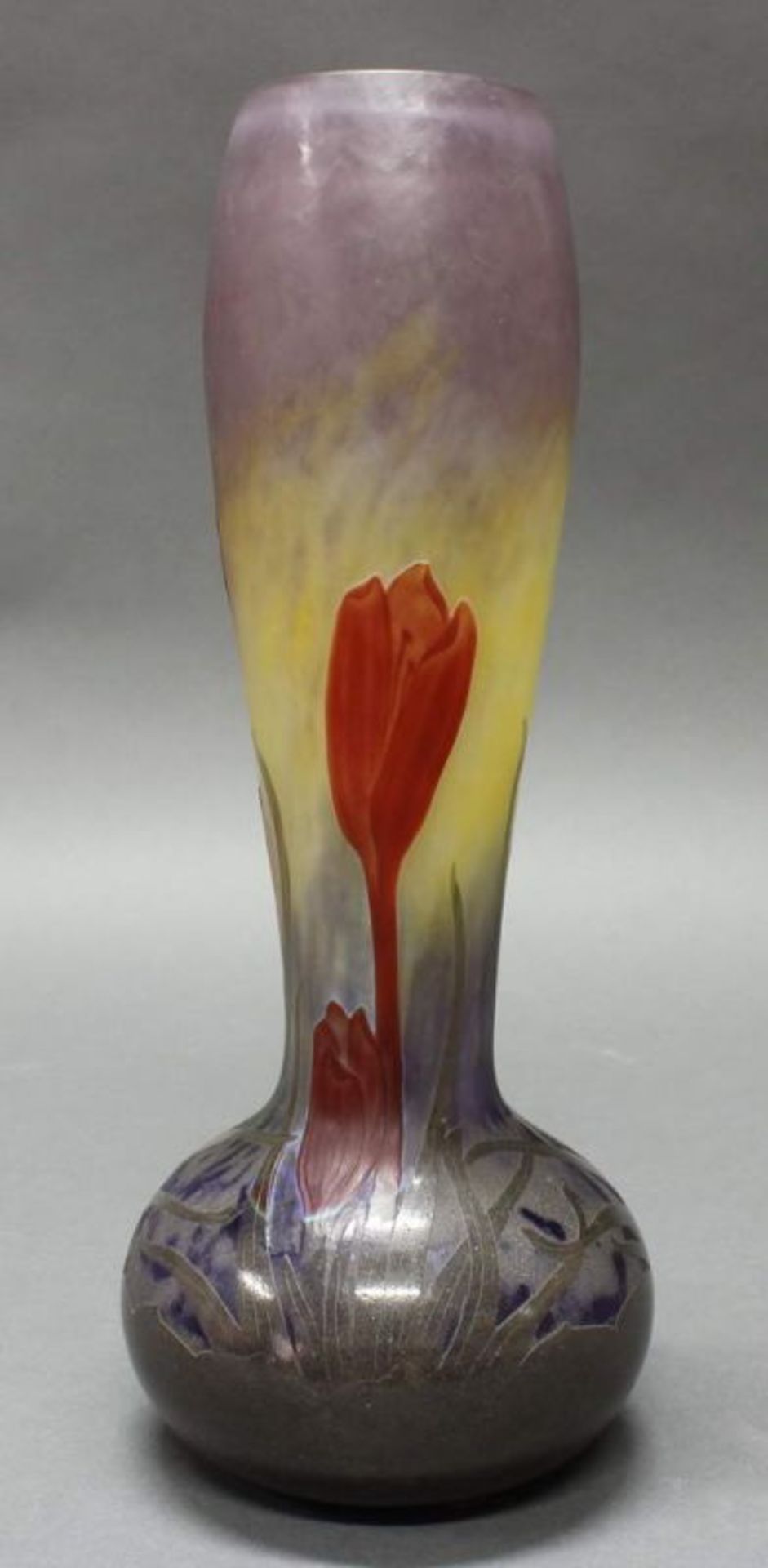 Martelévase, Daum, Glas, 1906 - 1910, fünf farbige Applikationen mit Krokussen, Fond mit - Image 2 of 4