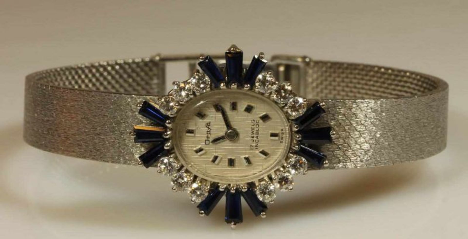 Schmuck-Damenarmbanduhr, "Orafa", WG 750, Lünette besetzt mit 12 Brillanten und 12 facettierten - Image 2 of 2