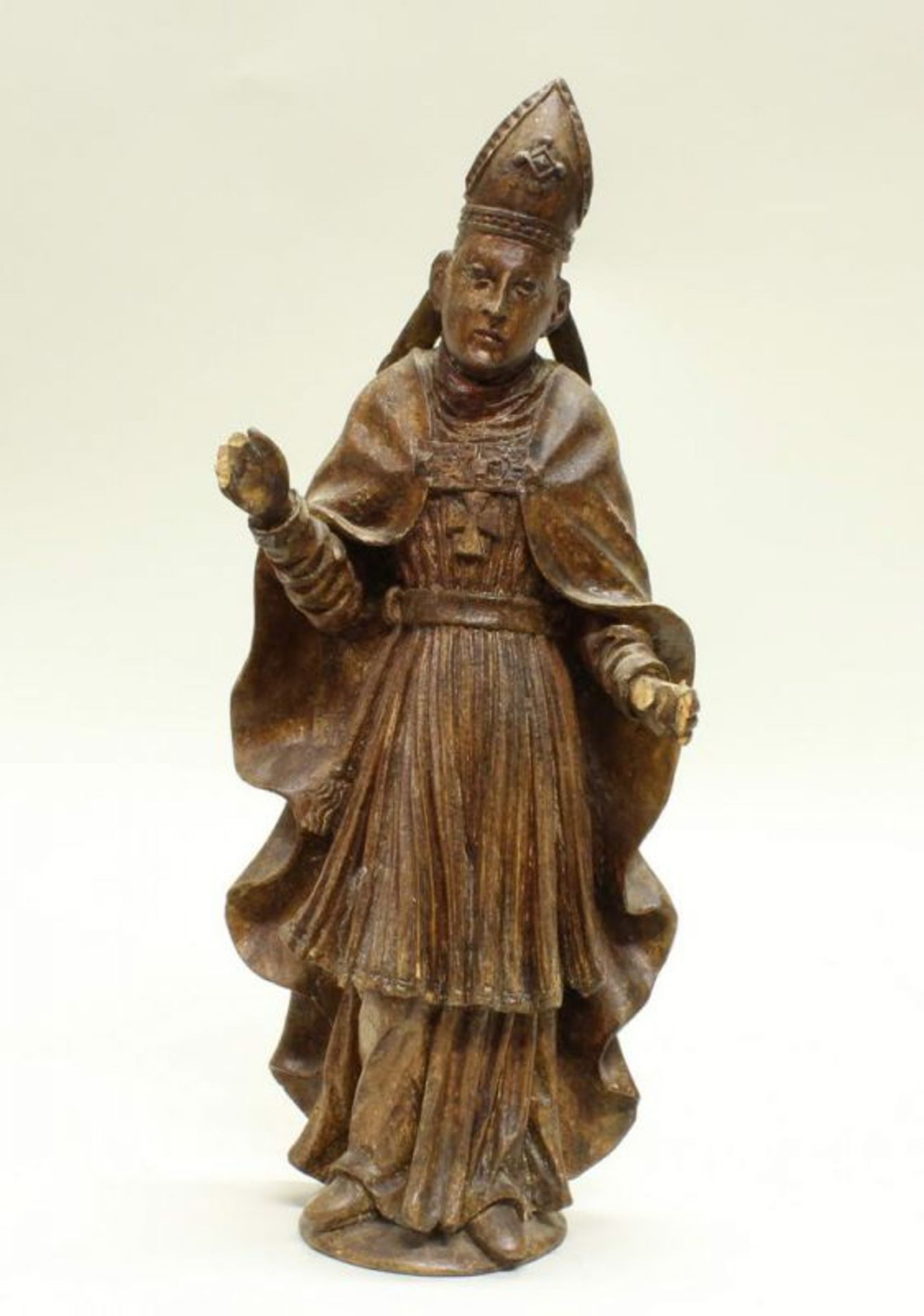 2 kleine Skulpturen, Holz geschnitzt, "Heilige Bischöfe", 34 cm bzw. 36 cm hoch, 18./19 Jh., - Image 2 of 7