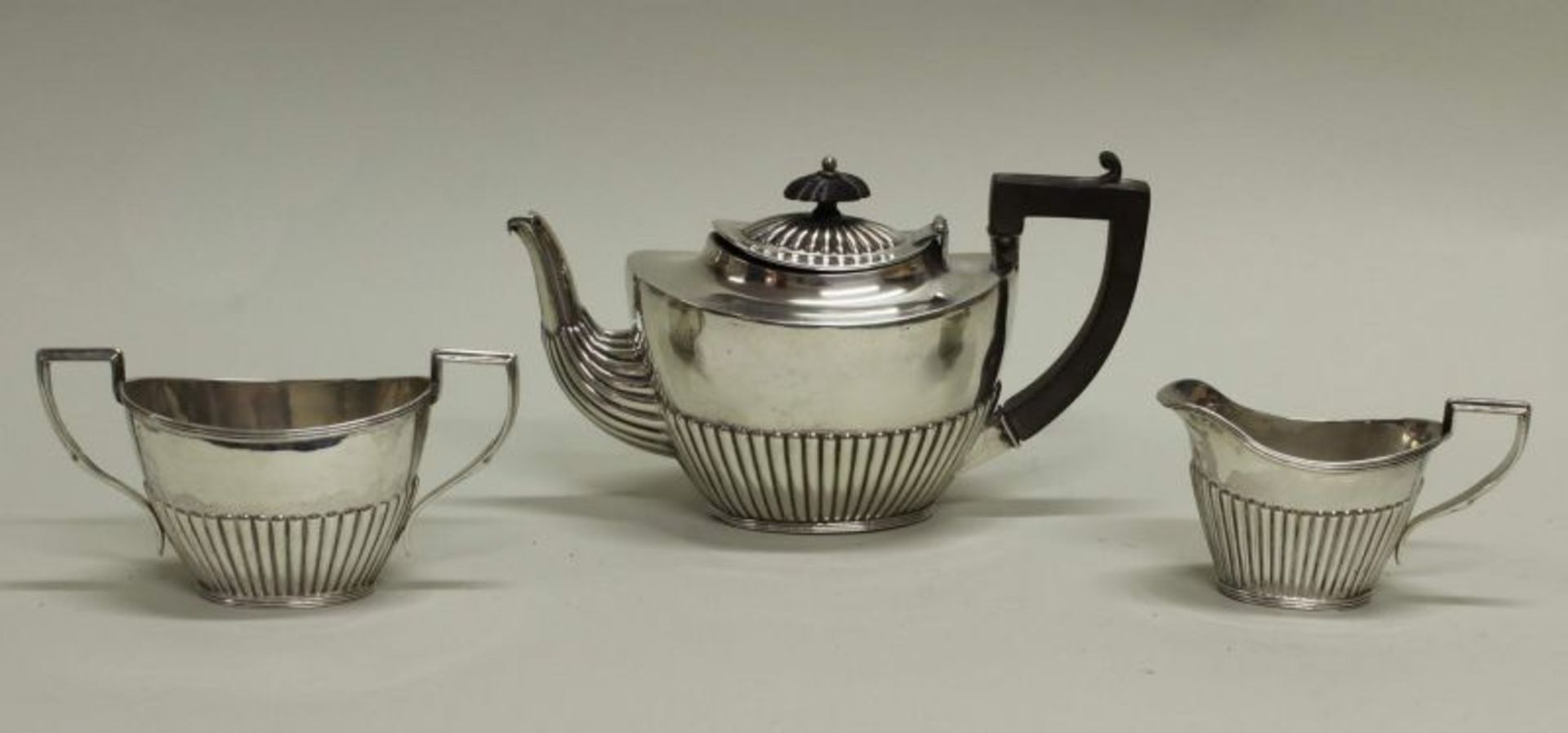 Teekanne, Sahnegießer, Zuckerschale, Silber 925, Birmingham, 1891, Meistermarke HB, godroniert, J-