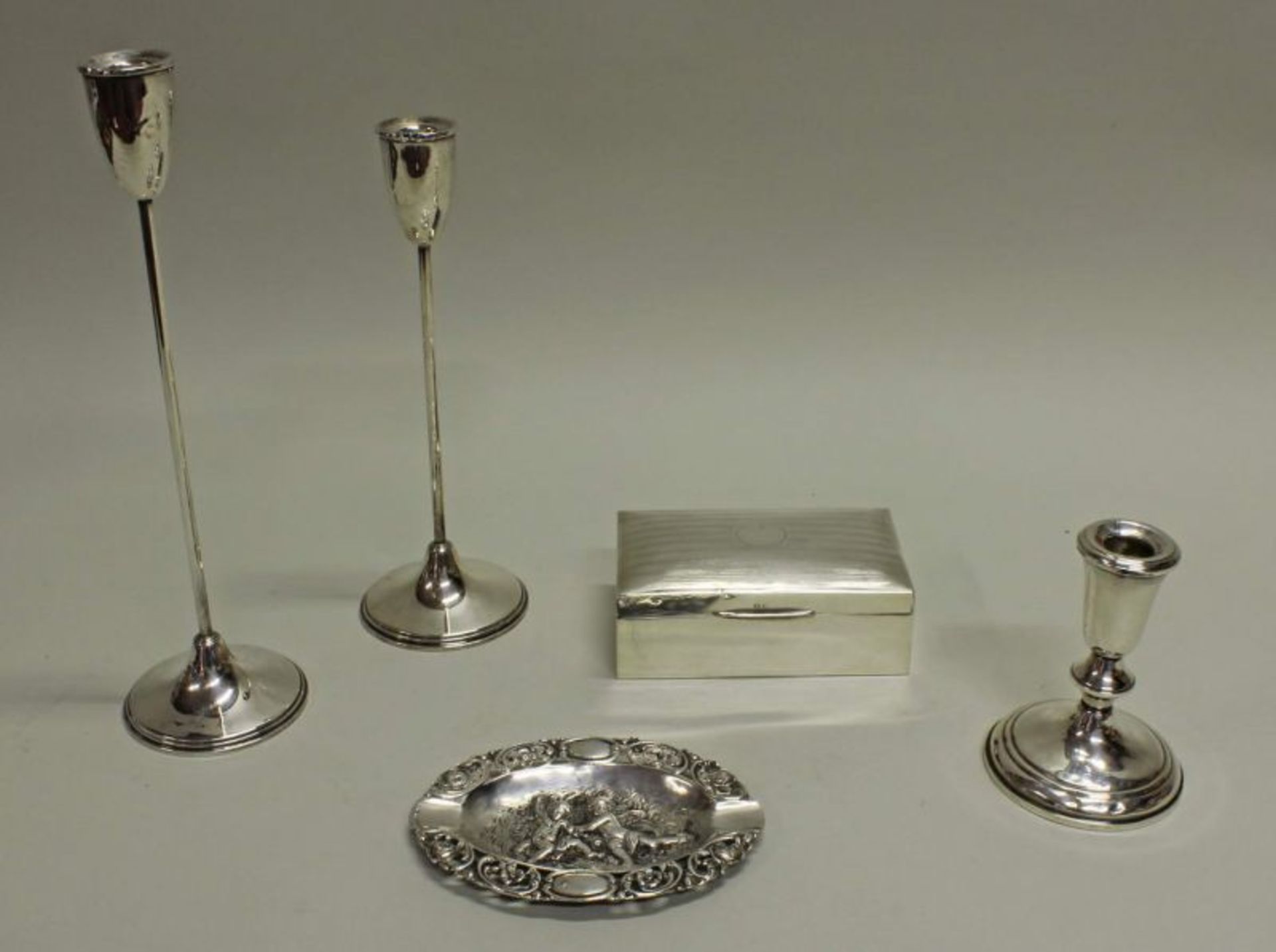 3 Kerzenleuchter, Silber 925, teils hoher Stängelschaft, je einflammig, Fuß gefüllt, 12-30.5 cm
