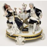 Figurengruppe, Royal Dux Bohemia, "Galantes Paar beim Téte á Téte", Kobaltblau, Teilvergoldung,