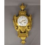 ERLESENE, GROSSE CARTELUHR / clock, Frankreich, um 1780, auf dem Zifferblatt und der