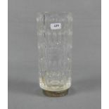 HOHES GLAS MIT SILBERMONTUR / VASE, Pressglas und Silber (800er Silber, Halbmond mit Krone), Wandung