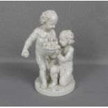 FIGURENGRUPPE / porcelainfigures: "Kinder mit Obstkorb", Weissporzellan, Manufaktur Rudolstadt /