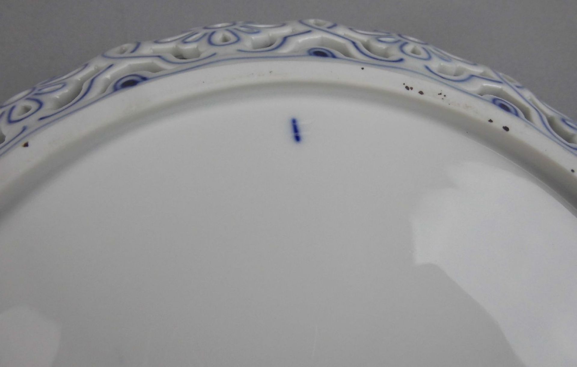 SCHALE / KORBSCHALE / bowl, Porzellan, Manufaktur Meissen, unterglasurblaue Schwertermarke, Marke - Image 5 of 5