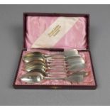 10 KAFFEE- ODER TEE - LÖFFEL / coffee or tea spoons, 800er Silber (129 g), Form "Spaten" mit