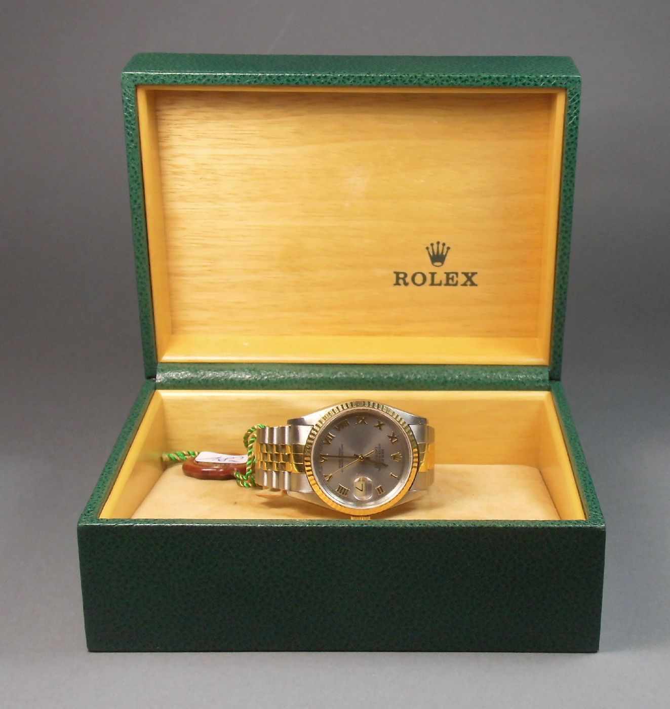 ROLEX OYSTER PERPETUAL DATEJUST - HERRENARMBANDUHR / wristwatch, Uhr und Band Stahl und 18 kt. - Image 4 of 6