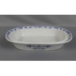 SCHALE / bowl, Porzellan, Manufaktur Meissen, unterglasurblaue Schwertermarke, Marke seit 1934 (2-