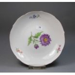 KLEINE SCHALE / little bowl, Manufaktur Meissen, unterglasurblaue Schwertermarke, Marke seit 1934