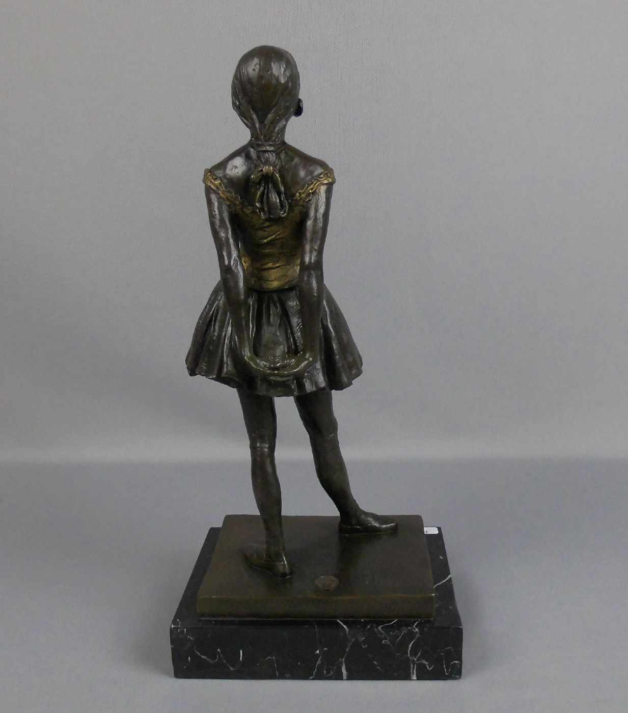 DEGAS, EDGAR (1834-1917), Skulptur / sculpture: "La Petite Danseuse de quatorze ans" (Originaltitel; - Bild 3 aus 5