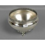 SCHALE / silver bowl, 800er Silber (262 g), wohl Milano / Italien, Marke 1944-1968. Durchbrochener