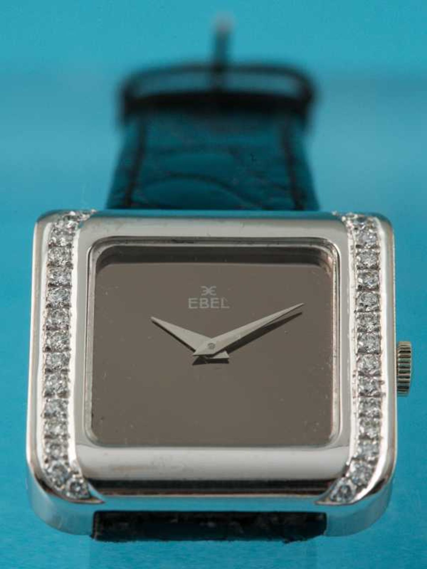 Armbanduhr, bezeichnet Ebel, mit 30 Brillanten, zusammen ca. 0,6 ct, 20. Jh. 750/- Weißgold. - Image 2 of 4