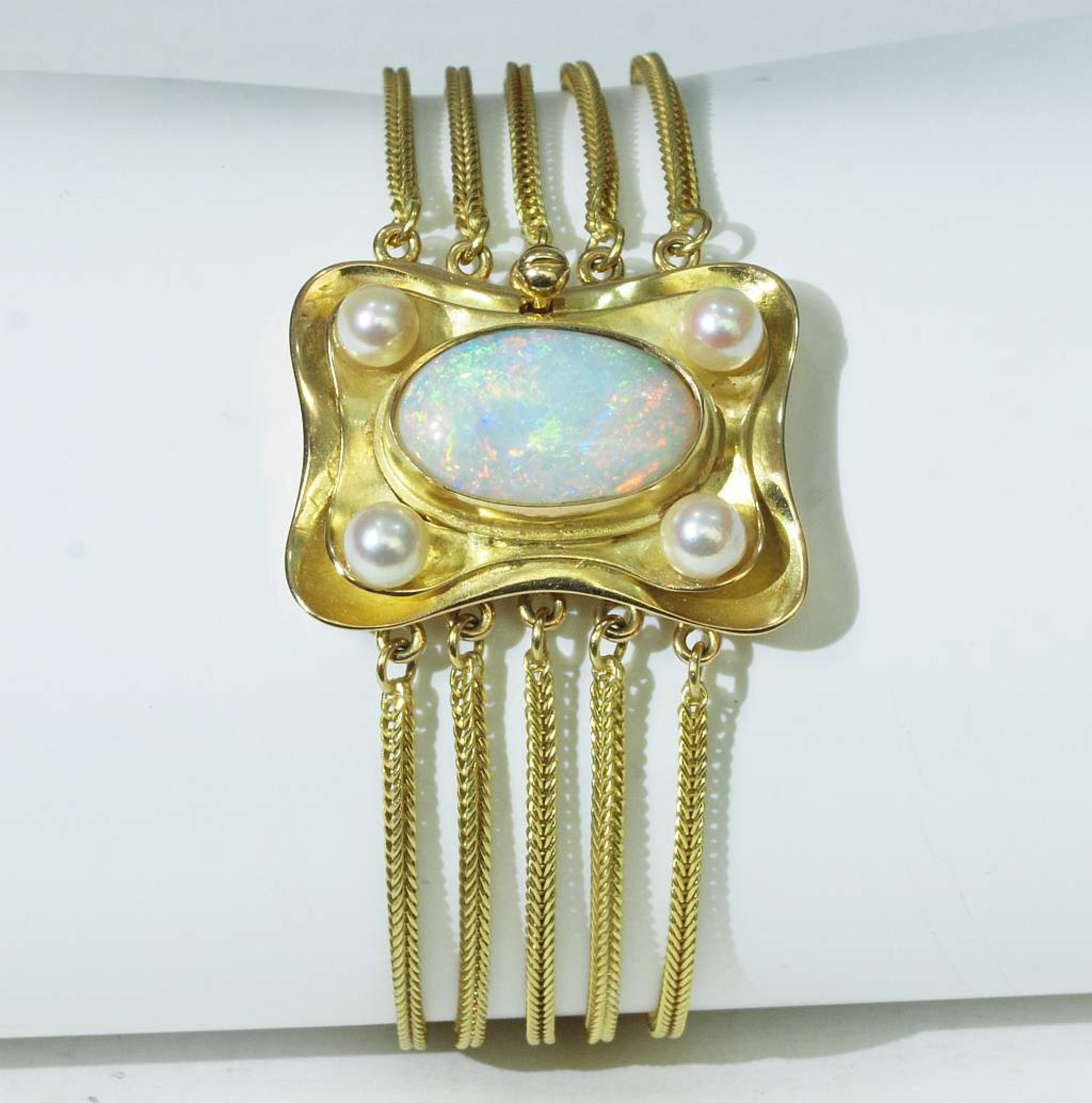 Dekoratives Armband. Dekoratives Armband. 750er Gelbgold. Armband mittig besetzt mit einem echten - Bild 2 aus 5