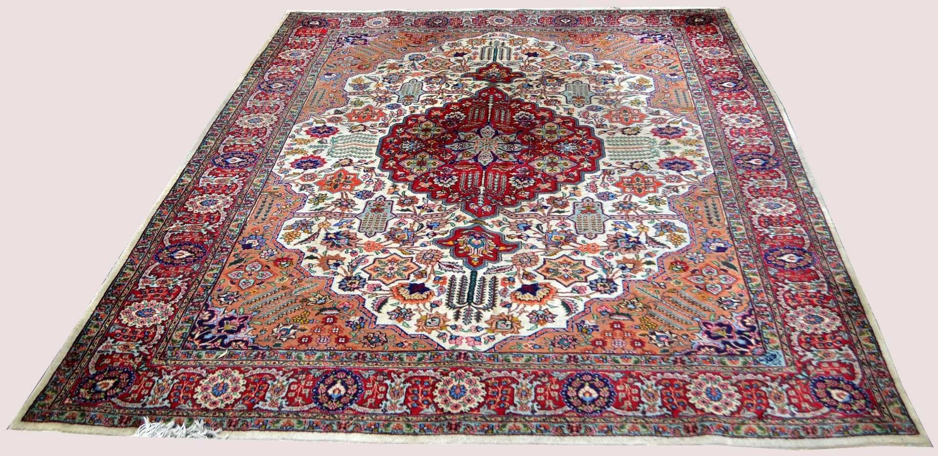 Täbriz Persien, 369 X 274 cm, 10,11 qm