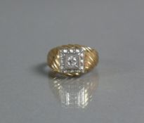 Herrenring10ct GG; mittig quadratisch gefasster Diamant von ca. 0,20ct; Ringgr. 64; 6,5g