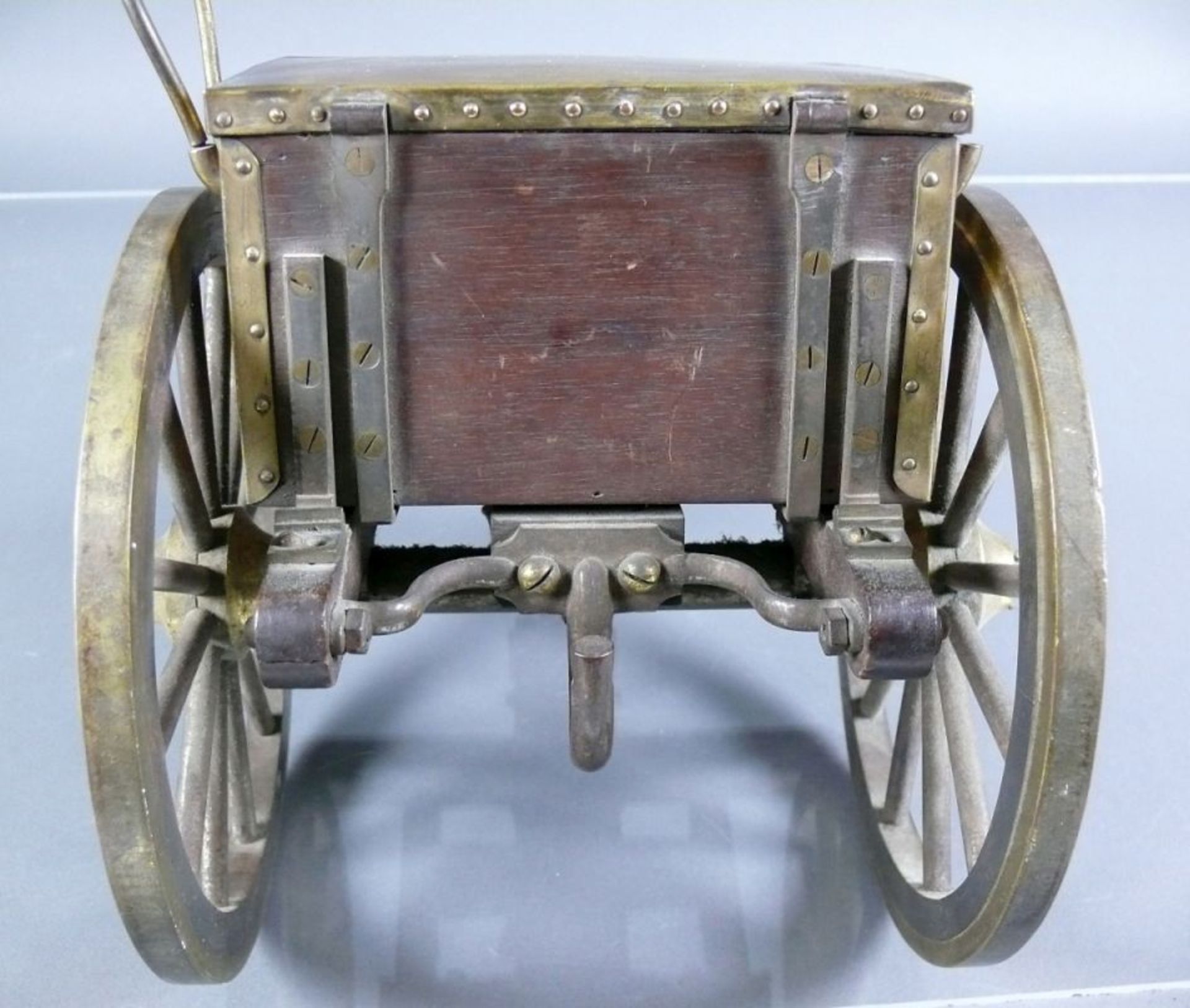 Modell-Kanone (2.H.19.Jh.)Eisen/Bronze; auf Kanonenlauf sign.: Pedro Rivetti, darüber ziseliertes, - Bild 12 aus 12