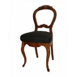 Stuhl (2.H.19.Jh.) Nussbaum; gepolsterte und bezogene Sitzfläche; schöner, wohnfertiger Zustand;