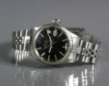 ROLEX-Damenarmbanduhr Oyster Perpetual Date; Stahl; schwarzes Ziffernblatt mit Datumsanzeige;