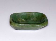 Jade-Schale 10,5 x 6,5 x 3 cm