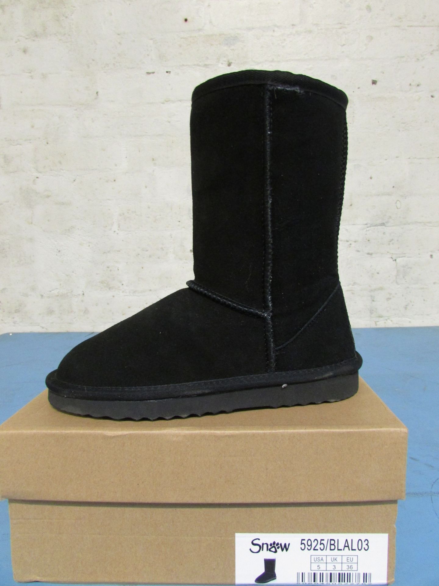 SNOW PAW BOOT IN BLACK UK SIZE 3