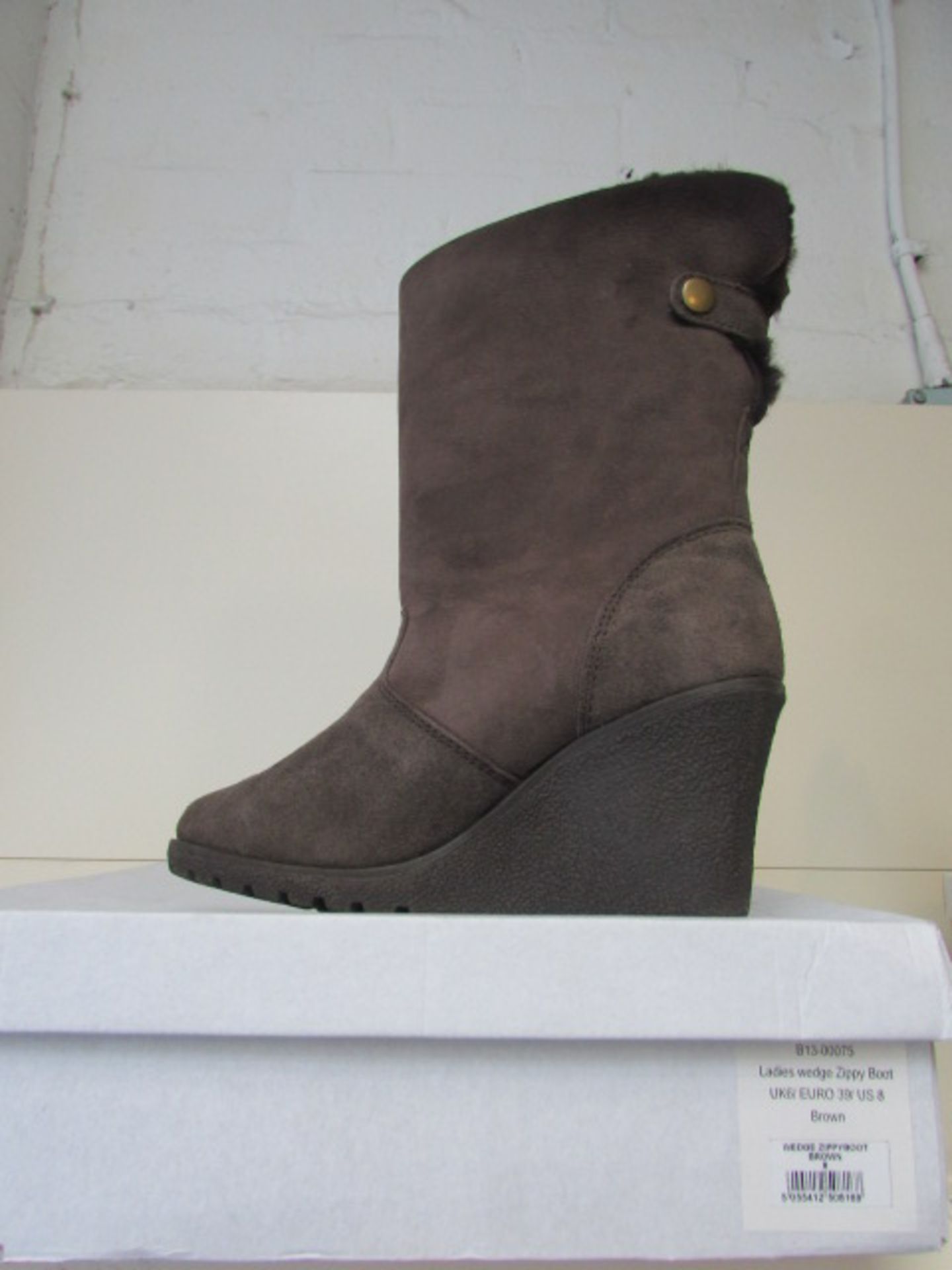 Ladies Wedge Zippy Boot Brown Size : 6