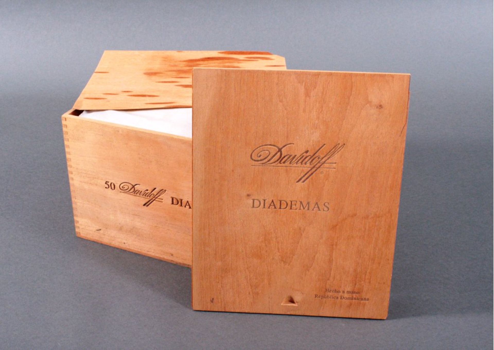 50x Davidoff DiademasLänge ca 22,5, Durchmesser 2,1 cm, in original Zigarrenkiste